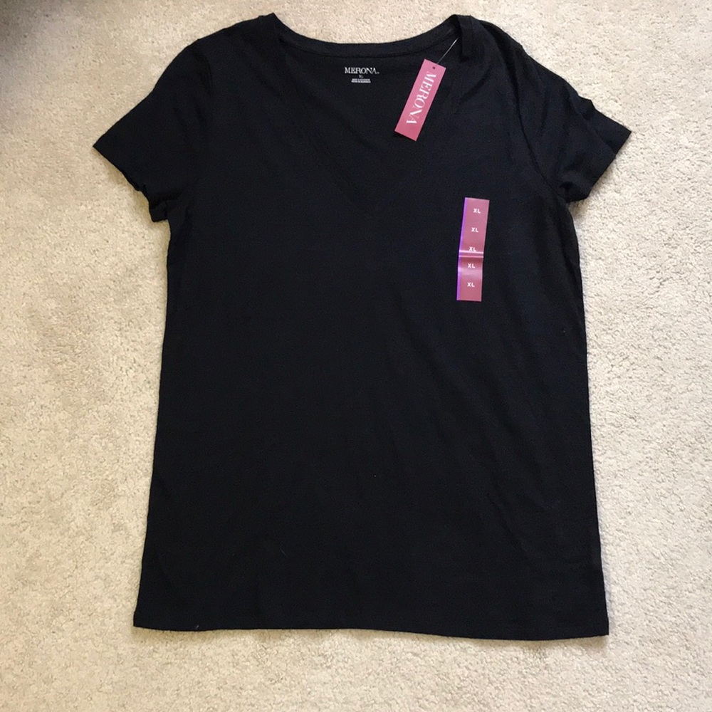 NWT Black V-Neck t-shirt